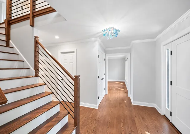 Photo 2 of Single family home for sale at 723 De Tamble Ave, Highland Park, IL 60035 | MLS# 12768604 | Listing updated on 2026-09-29