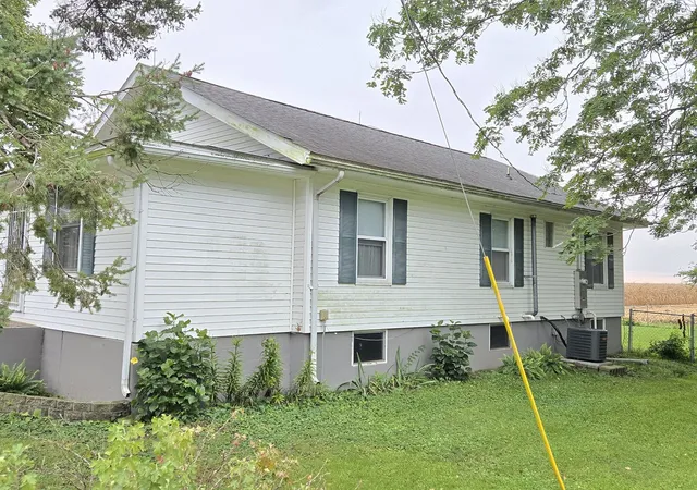 Photo 43 of Single family home for sale at 41583 E 100 North Rd, Fisher, IL 61843 | MLS# 12768646 | Listing updated on 2026-10-07