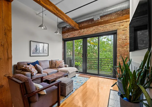 Photo 1 of Condo for sale at 1515 S Michigan Ave #309, Chicago, IL 60605 | MLS# 12768657 | Listing updated on 2026-09-25