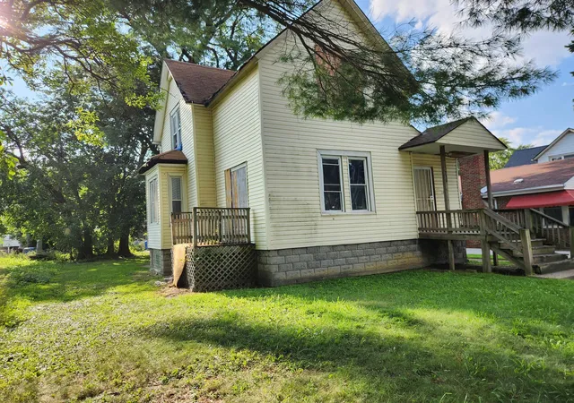 Photo 2 of Single family home for sale at 10230 S Lowe Ave, Chicago, IL 60628 | MLS# 12768661 | Listing updated on 2026-10-08
