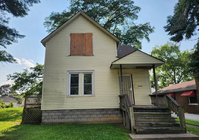 Photo 3 of Single family home for sale at 10230 S Lowe Ave, Chicago, IL 60628 | MLS# 12768661 | Listing updated on 2026-10-08