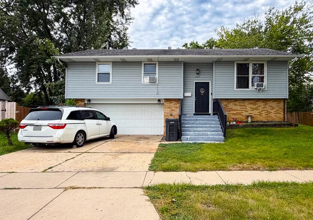 Photo 1 of Single family home for sale at 953 Miller Ave, Streamwood, IL 60107 | MLS# 12768662 | Listing updated on 2026-09-30