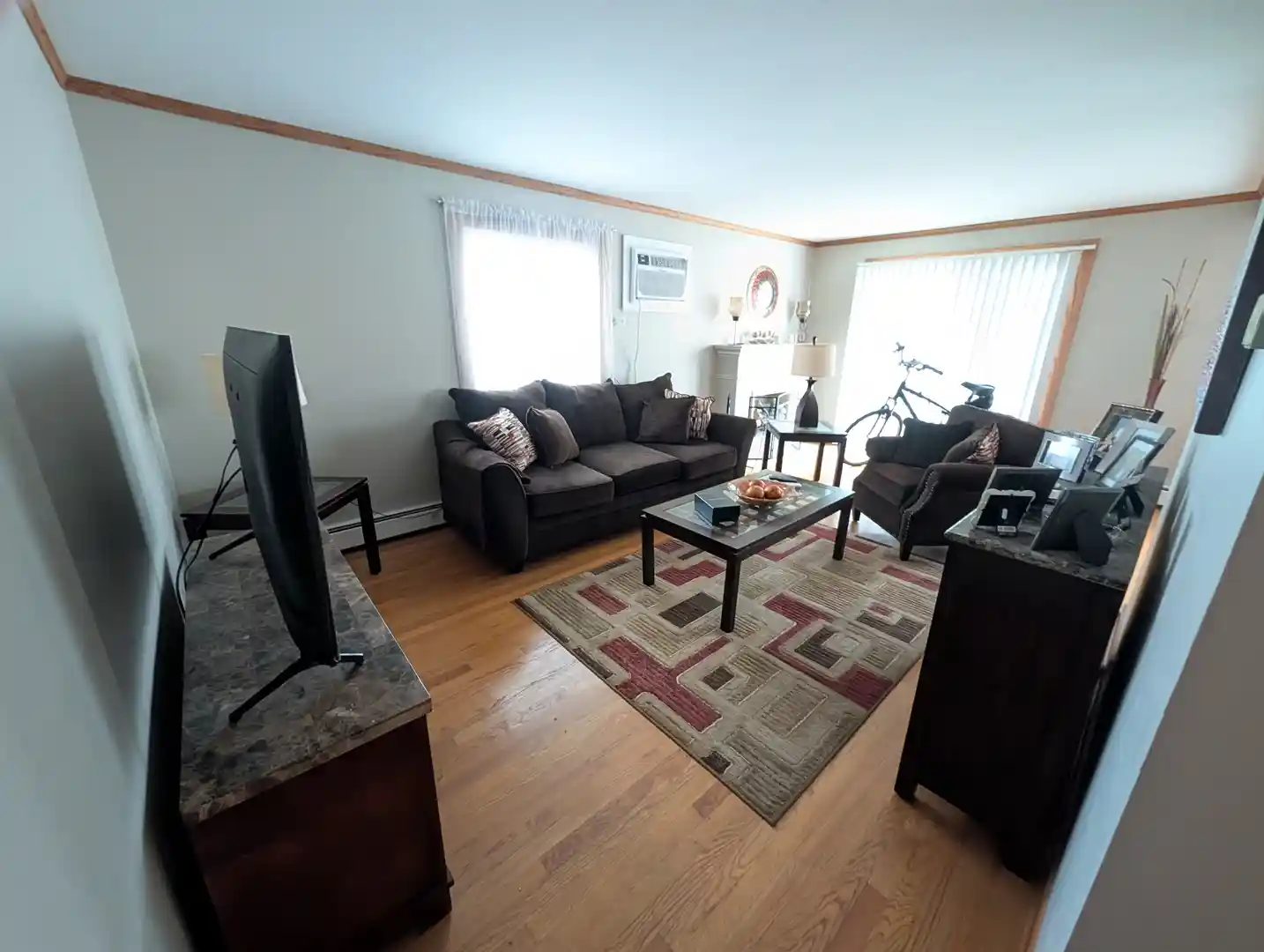 Listing Photo 2 - Condo for sale in 6025 W 64Th Pl located at 6025 W 64Th Pl, Chicago, IL 60638 - Unit 6025 W 64th Place