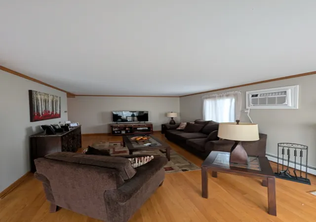 Photo 3 of Condo for sale at 6025 W 64th Place #6, Chicago, IL 60638 | MLS# 12768705 | Listing updated on 2026-09-26