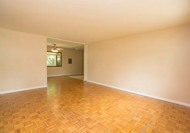 Photo 2 of Single family home for sale at 1406 Eastern Dr, Urbana, IL 61801 | MLS# 12768716 | Listing updated on 2026-10-05