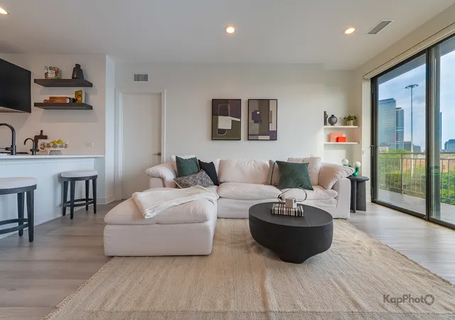 Photo 2 of Condo for sale at 859 W Erie St #506, Chicago, IL 60642 | MLS# 12768727 | Listing updated on 2026-09-24