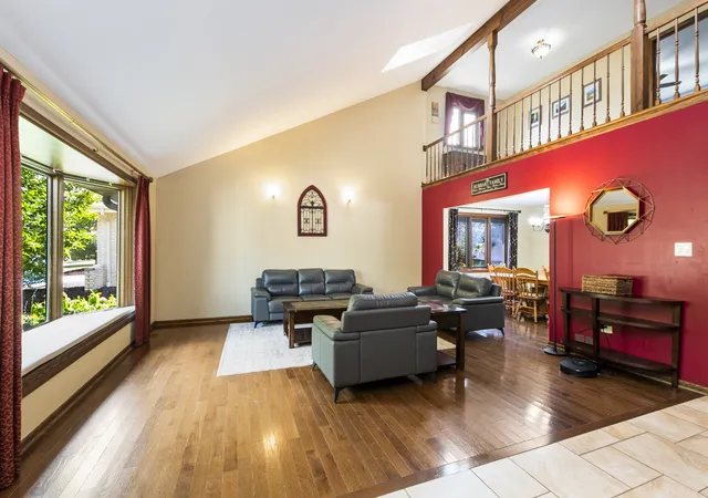 Photo 2 of Single family home for sale at 14620 S Bridle Ct, Homer Glen, IL 60491 | MLS# 12768740 | Listing updated on 2026-10-05
