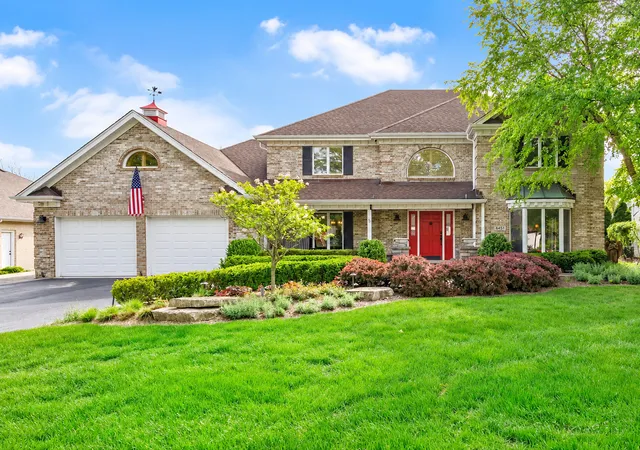 Single family home for sale at 6451 Garfield Ridge Ct, Burr Ridge, IL 60527 | MLS# 12768749