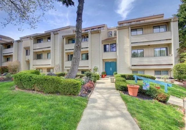 Photo 1 of Condo for sale at 2205 Melrose Dr #B, Champaign, IL 61820 | MLS# 12768764 | Listing updated on 2026-10-05