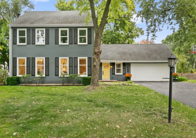 Photo 1 of Single family home for sale at 6s475 Sussex Rd, Naperville, IL 60540 | MLS# 12768765 | Listing updated on 2026-10-22