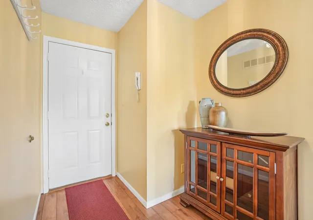 Photo 2 of Condo for sale at 4721 Kynnelworth Dr #110, Bettendorf, IA 52722 | MLS# 12768777 | Listing updated on 2026-10-20