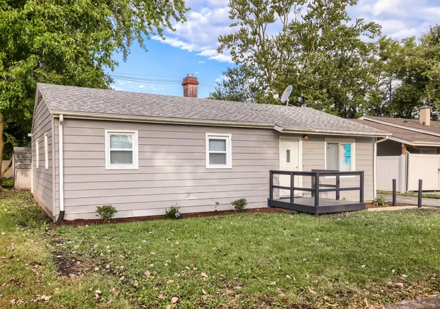 Photo 2 of Single family home for sale at 15440 Birch Rd, Markham, IL 60428 | MLS# 12768780 | Listing updated on 2026-09-24