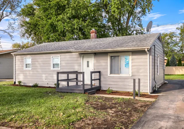 Photo 3 of Single family home for sale at 15440 Birch Rd, Markham, IL 60428 | MLS# 12768780 | Listing updated on 2026-09-24