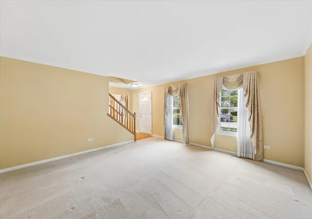 Photo 3 of Single family home for sale at 2904 Hintze Ct, Joliet, IL 60435 | MLS# 12768784 | Listing updated on 2026-10-03