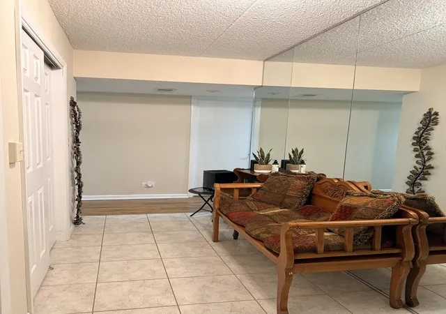 Listing Photo 5 - Condo for sale in building located at 1420 Woodbridge Ave, Joliet, IL 60436 - Unit #1A