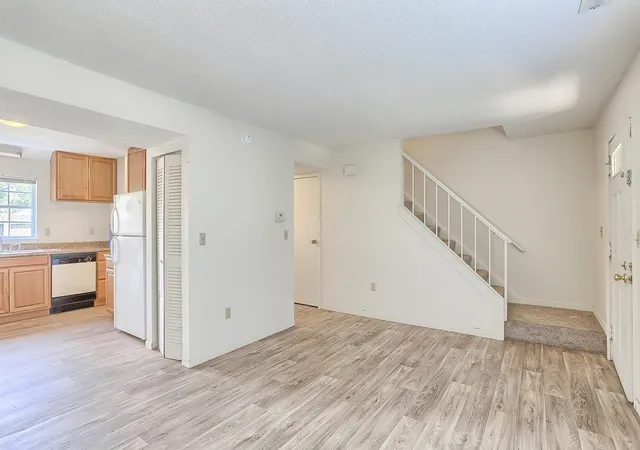 Photo 2 of Condo for sale at 605 English Crk Ct #B, Champaign, IL 61821 | MLS# 12768813 | Listing updated on 2026-10-07