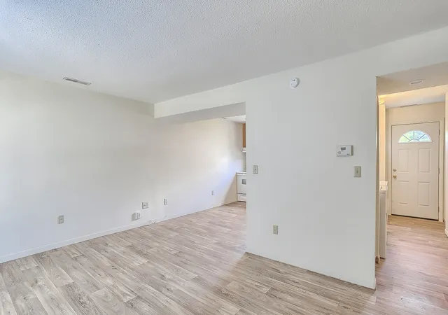 Photo 3 of Condo for sale at 605 English Crk Ct #B, Champaign, IL 61821 | MLS# 12768813 | Listing updated on 2026-10-07