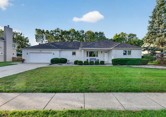 Single family home for sale at 25053 W Mcmillin Dr, Channahon, IL 60410 | MLS# 12768826