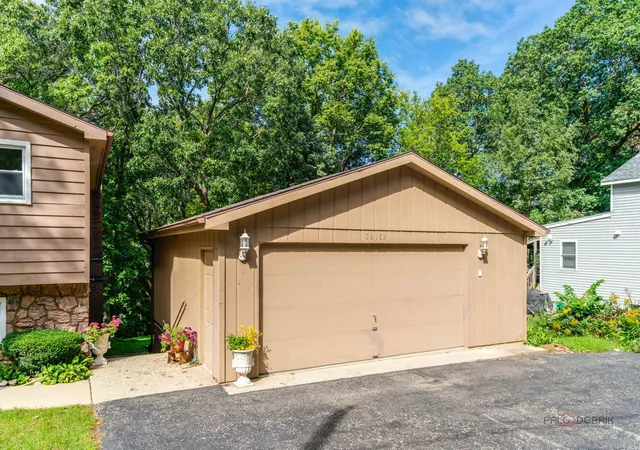 Photo 38 of Single family home for sale at 39152 N W End Dr, Spring Grove, IL 60081 | MLS# 12768842 | Listing updated on 2026-10-03