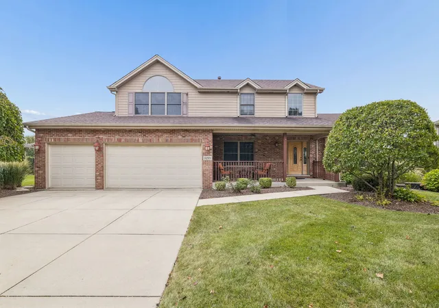 Photo 1 of Single family home for sale at 8299 Tatum Ln, Frankfort, IL 60423 | MLS# 12768843 | Listing updated on 2026-10-07