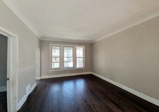 Photo 3 of Sale Pending at 215 W 112th Place, Chicago, IL 60628 | MLS# 12768855 | Listing updated on 2026-10-02