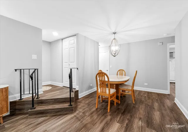 Listing Photo 5 - Condo for sale in building located at 2370 Abbeywood Dr, Lisle, IL 60532 - Unit #B
