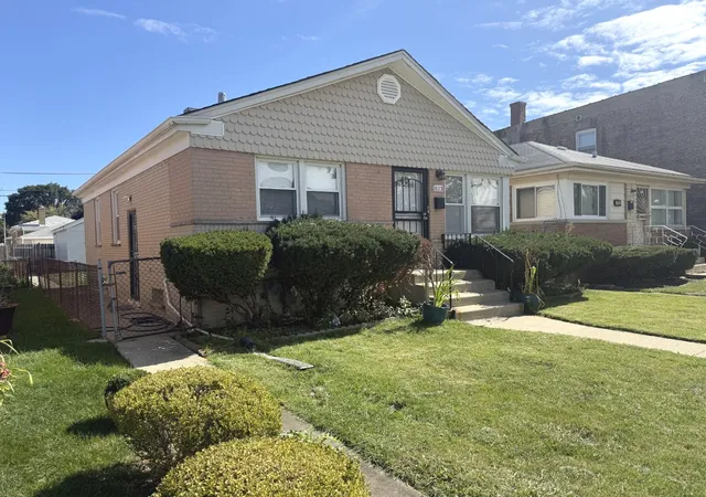 Photo 1 of Single family home for sale at 1023 32nd Avenue, Bellwood, IL 60104 | MLS# 12768896 | Listing updated on 2026-10-03