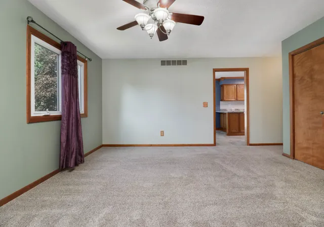 Photo 4 of Single family home for sale at 105 Buttercup Way, Bloomington, IL 61704 | MLS# 12768900 | Listing updated on 2026-09-24