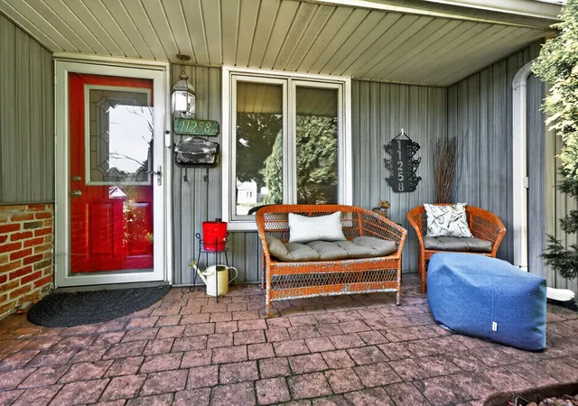 Photo 3 of Single family home for sale at 11258 S Oak Park Ave, Worth, IL 60482 | MLS# 12768910 | Listing updated on 2026-10-05