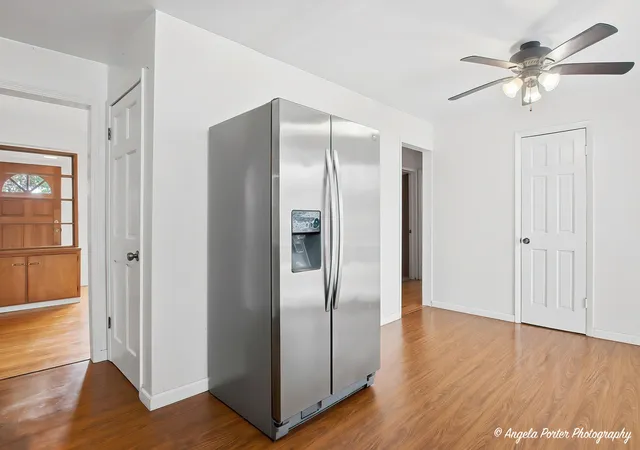 Photo 4 of Single family home for sale at 1124 Fulton Ave, Winthrop Harbor, IL 60096 | MLS# 12768919 | Listing updated on 2026-09-30