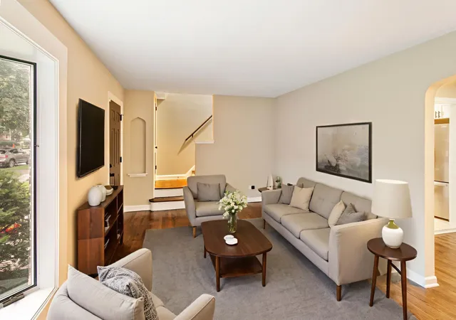 Photo 3 of Single family home for sale at 5320 S Oak Park Ave, Chicago, IL 60638 | MLS# 12768926 | Listing updated on 2026-10-14