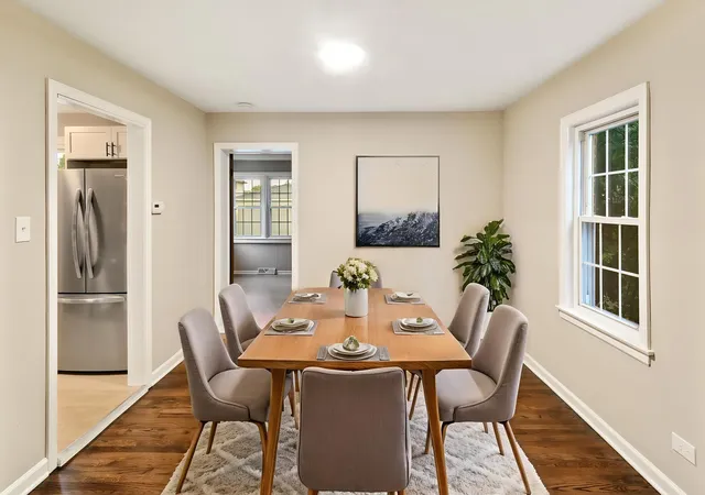 Photo 4 of Single family home for sale at 5320 S Oak Park Ave, Chicago, IL 60638 | MLS# 12768926 | Listing updated on 2026-10-14
