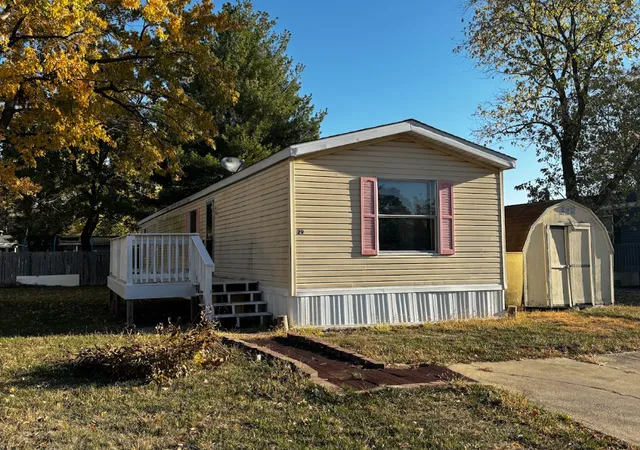 Photo 1 of Manufactured home for sale at 29 Pulaski St, Mahomet, IL 61853 | MLS# 12768948 | Listing updated on 2026-09-30
