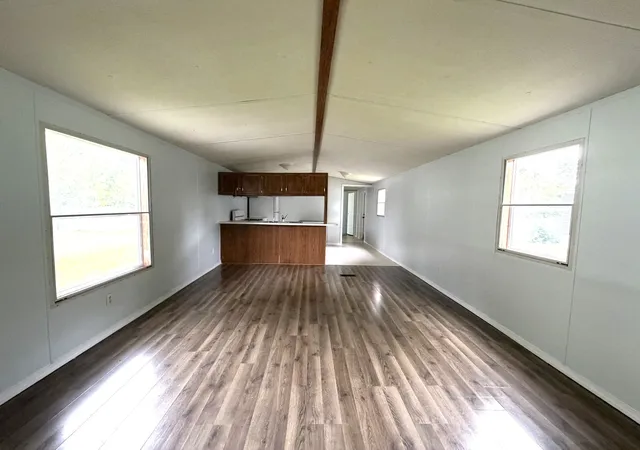 Photo 4 of Manufactured home for sale at 29 Pulaski St, Mahomet, IL 61853 | MLS# 12768948 | Listing updated on 2026-09-30