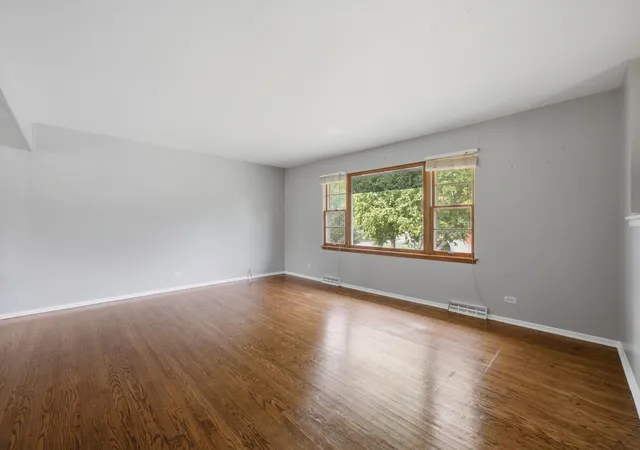 Photo 4 of Single family home for sale at 217 E Central Ave, Lombard, IL 60148 | MLS# 12768949 | Listing updated on 2026-09-25