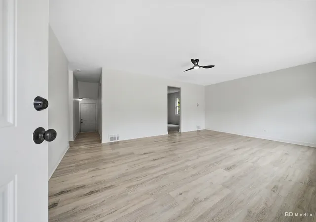 Photo 2 of Single family home for sale at 16445 Dobson Ave, South Holland, IL 60473 | MLS# 12768961 | Listing updated on 2026-09-25