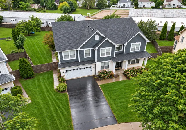 Photo 3 of Single family home for sale at 408 Pinehurst Ct, Gurnee, IL 60031 | MLS# 12768974 | Listing updated on 2026-09-24