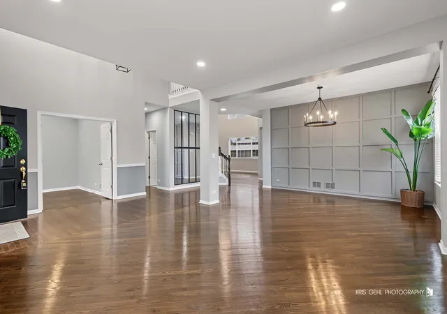 Photo 3 of Single family home for sale at 408 Pinehurst Ct, Gurnee, IL 60031 | MLS# 12768974 | Listing updated on 2026-09-24