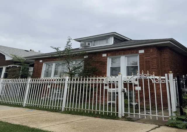 Photo 1 of Single family home for sale at 6123 S Washtenaw Ave, Chicago, IL 60629 | MLS# 12768987 | Listing updated on 2026-09-25