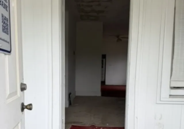Photo 3 of Single family home for sale at 532 156th Street, Calumet City, IL 60409 | MLS# 12768989 | Listing updated on 2026-09-25