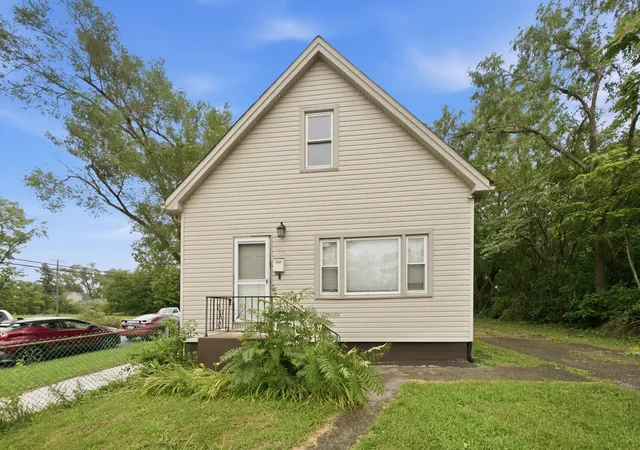 Single family home for sale at 1501 Union Ave, Chicago Heights, IL 60411 | MLS# 12768991
