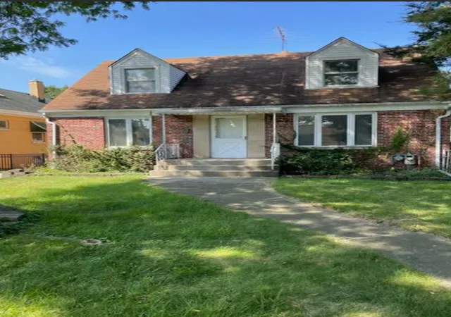 Photo 1 of Single family home for sale at 42 Forest Ave, River Forest, IL 60305 | MLS# 12769004 | Listing updated on 2026-09-30