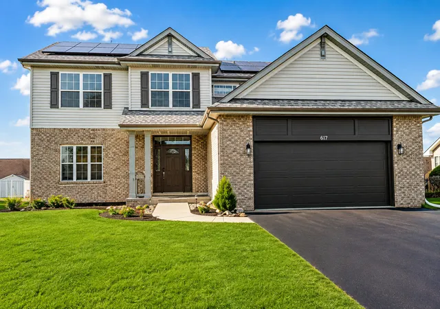 Photo 1 of Single family home for sale at 731 Bobwhite Ln, New Lenox, IL 60451 | MLS# 12769008 | Listing updated on 2026-10-05