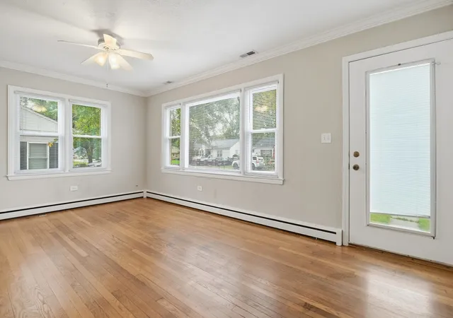 Photo 4 of Single family home for sale at 3008 Emily Ln, Mc Henry, IL 60051 | MLS# 12769016 | Listing updated on 2026-10-05