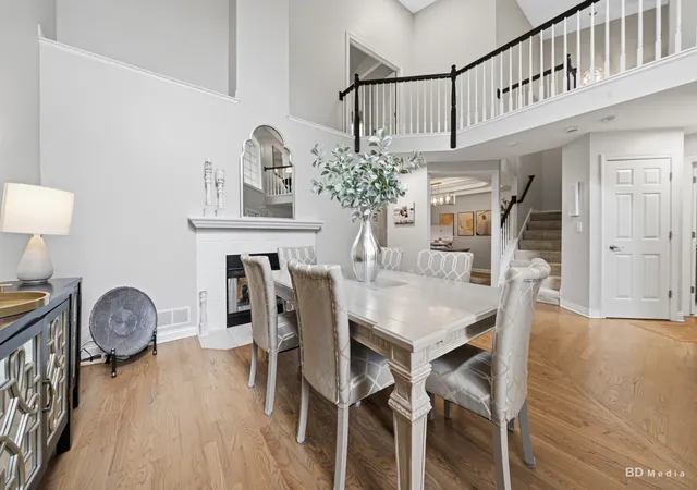 Photo 4 of Townhouse for sale at 21336 Settlers Pond Dr, Frankfort, IL 60423 | MLS# 12769054 | Listing updated on 2026-10-07