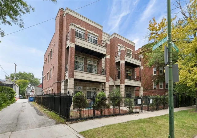 Photo 2 of Condo for sale at 4932 N Harding Ave #3N, Chicago, IL 60625 | MLS# 12769070 | Listing updated on 2026-09-26