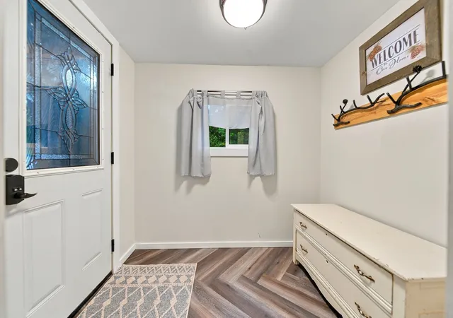 Photo 4 of Single family home for sale at 905 University St, Dixon, IL 61021 | MLS# 12769078 | Listing updated on 2026-09-25