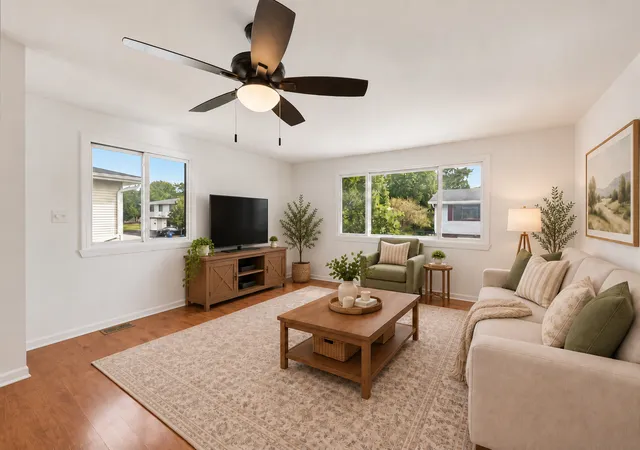 Photo 2 of Sale Pending at 18 Eastham Ct #18, Schaumburg, IL 60193 | MLS# 12769079 | Listing updated on 2026-09-29