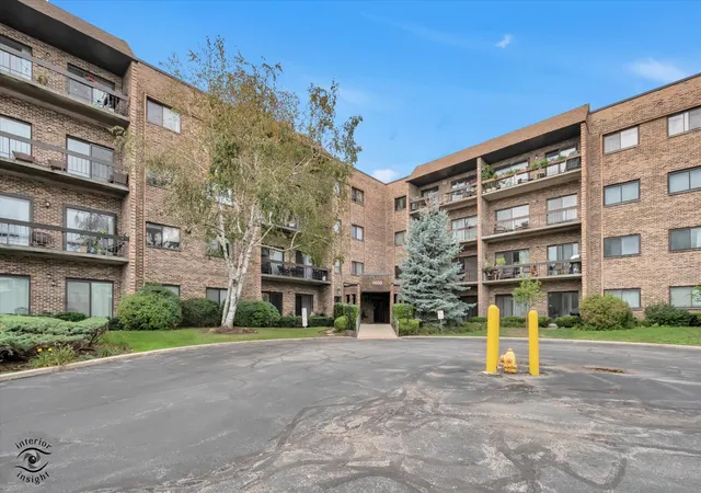 Photo 1 of Condo for sale at 1400 N Elmhurst Rd #119, Mount Prospect, IL 60056 | MLS# 12769106 | Listing updated on 2026-09-25