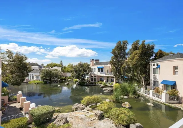 Condo for sale at 799 Lakeshore Dr, Redwood City, CA 94065 | MLS# 12769131
